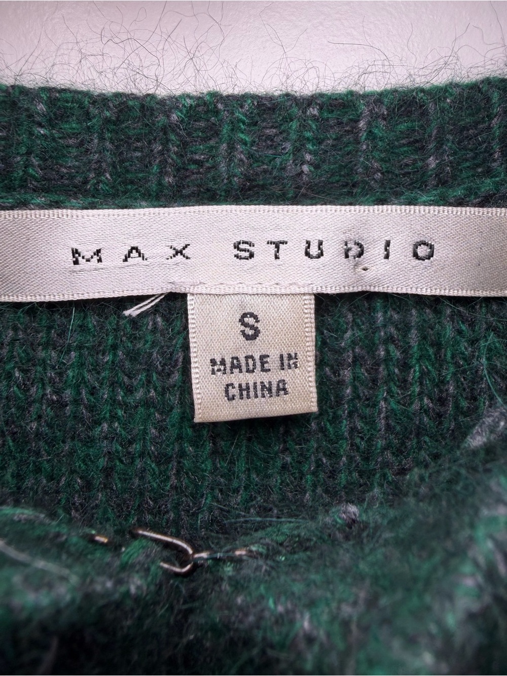Max Studio Dark Green Cable-Knit Crewneck Cardigan - Picture 4 of 12